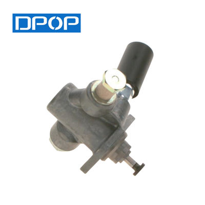 DPOP Pompa bahan bakar 0440008111 Pompa tangan bahan bakar untuk DAF 1207721 SCANIA 1307770 IVECO 809 3372 VOLVO 8113707