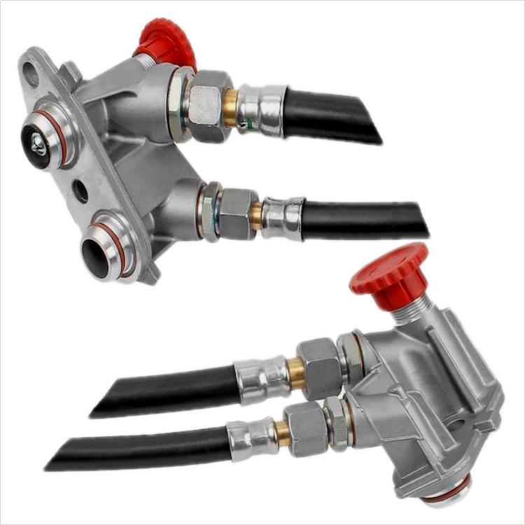 Pompa Lift Bahan Bakar OE 1697118 1694588 Dengan Selang Bahan Bakar untuk DAF CF85IV/XF105 EURO5